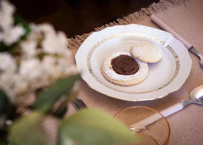 Oda ve Kahvaltı Sofora